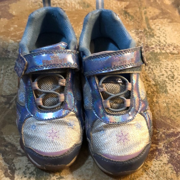 Elsa Frozen light up shoes - Picture 1 of 7